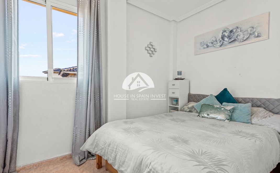 Herverkoop - Villa - Orihuela Costa - Playa Flamenca