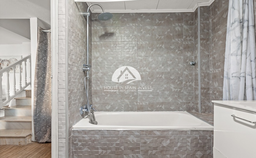 Herverkoop - Villa - Orihuela Costa - Playa Flamenca