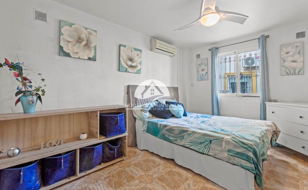 Herverkoop - Villa - Orihuela Costa - Playa Flamenca