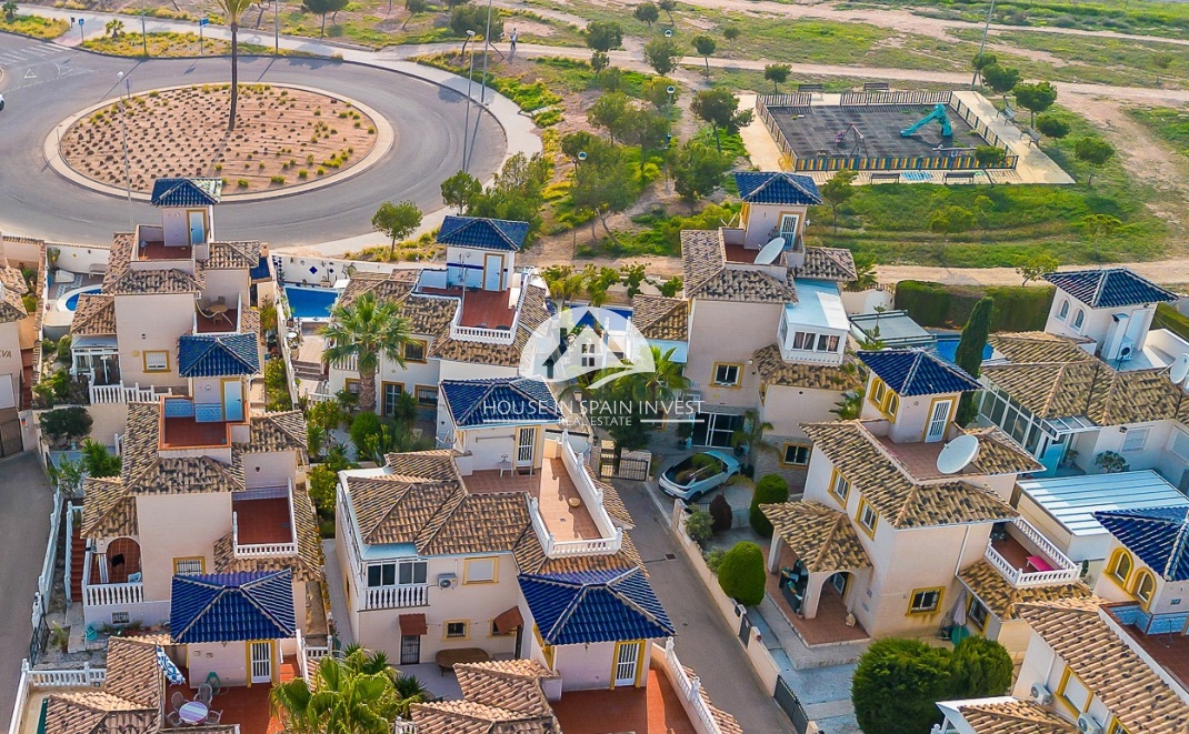 Herverkoop - Villa - Orihuela Costa - Playa Flamenca