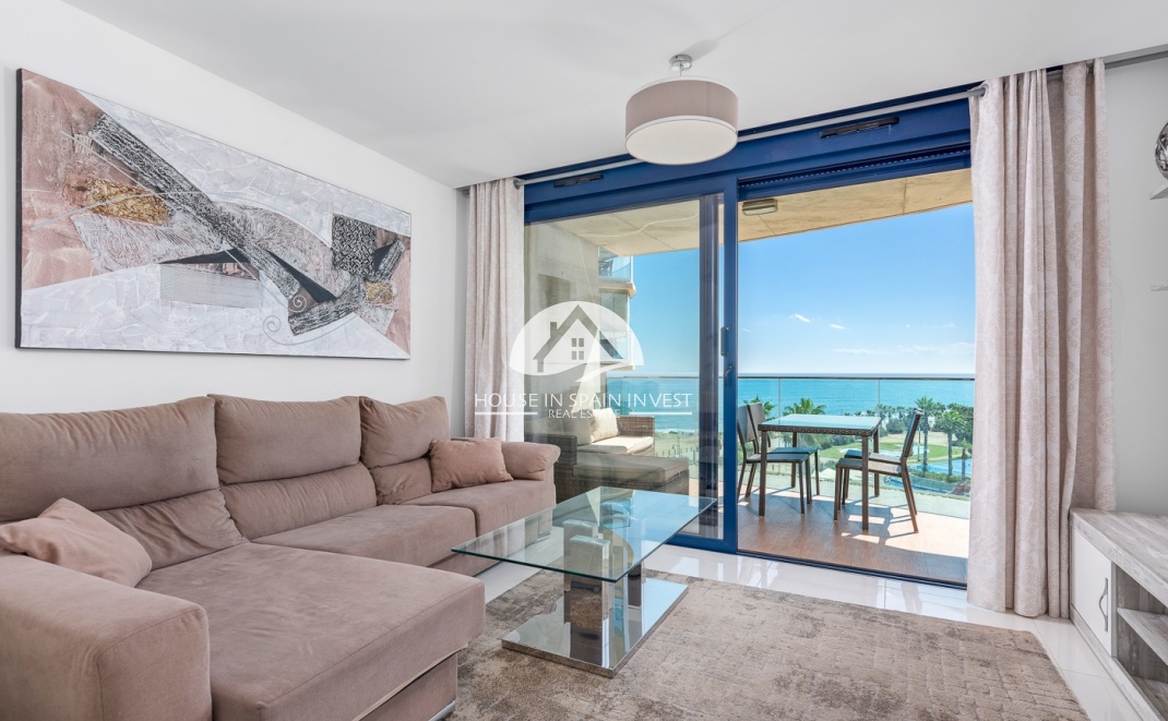 Resale - Apartment  - Orihuela Costa - Punta Prima  