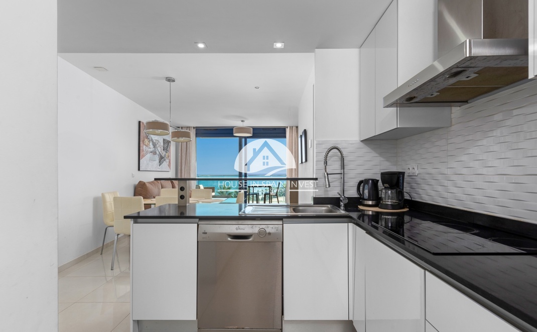 Resale - Apartment  - Orihuela Costa - Punta Prima  