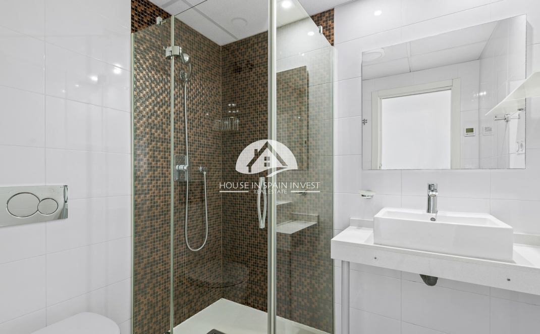 Resale - Apartment  - Orihuela Costa - Punta Prima  