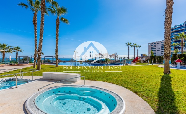 Resale - Apartment  - Orihuela Costa - Punta Prima  