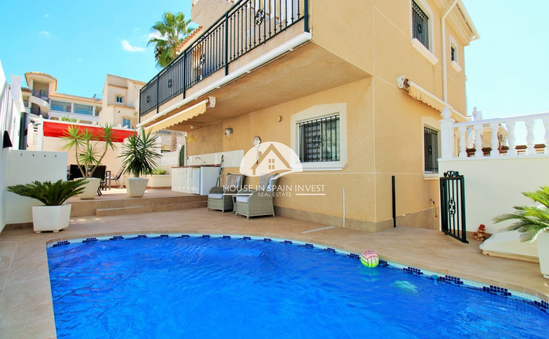Herverkoop - Villa - Orihuela Costa - Villamartín