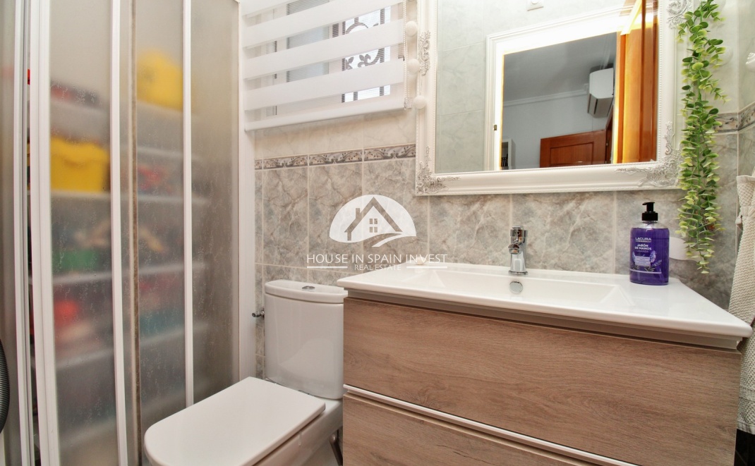 Herverkoop - Villa - Orihuela Costa - Villamartín