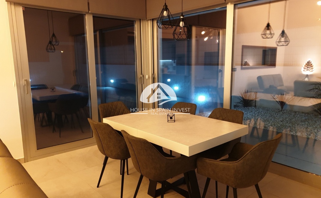 Resale - Villa - Guardamar del Segura - Guardamar - El Raso