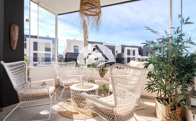 Resale - Apartment  - Orihuela Costa - Los Altos