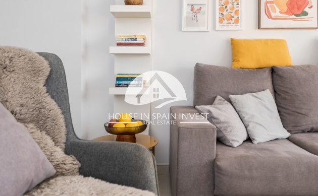 Resale - Apartment  - Orihuela Costa - Los Altos