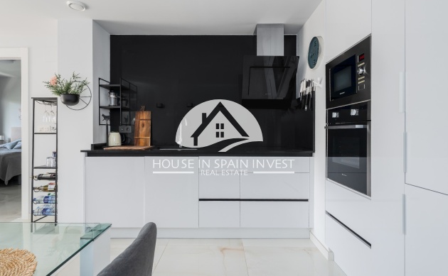 Resale - Apartment  - Orihuela Costa - Los Altos