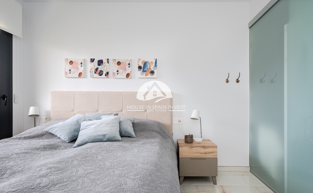 Resale - Apartment  - Orihuela Costa - Los Altos