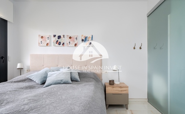 Resale - Apartment  - Orihuela Costa - Los Altos