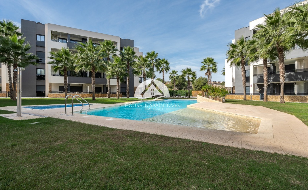 Resale - Apartment  - Orihuela Costa - Los Altos