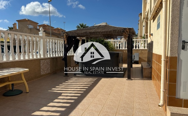 Herverkoop - Villa - Orihuela Costa - Villamartín