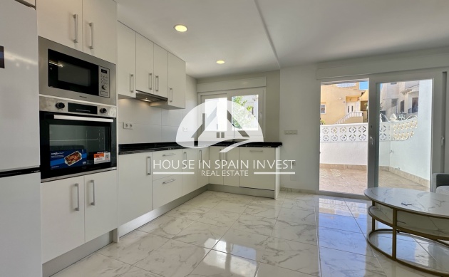 Resale - Townhouse - Torrevieja - Los Balcones  