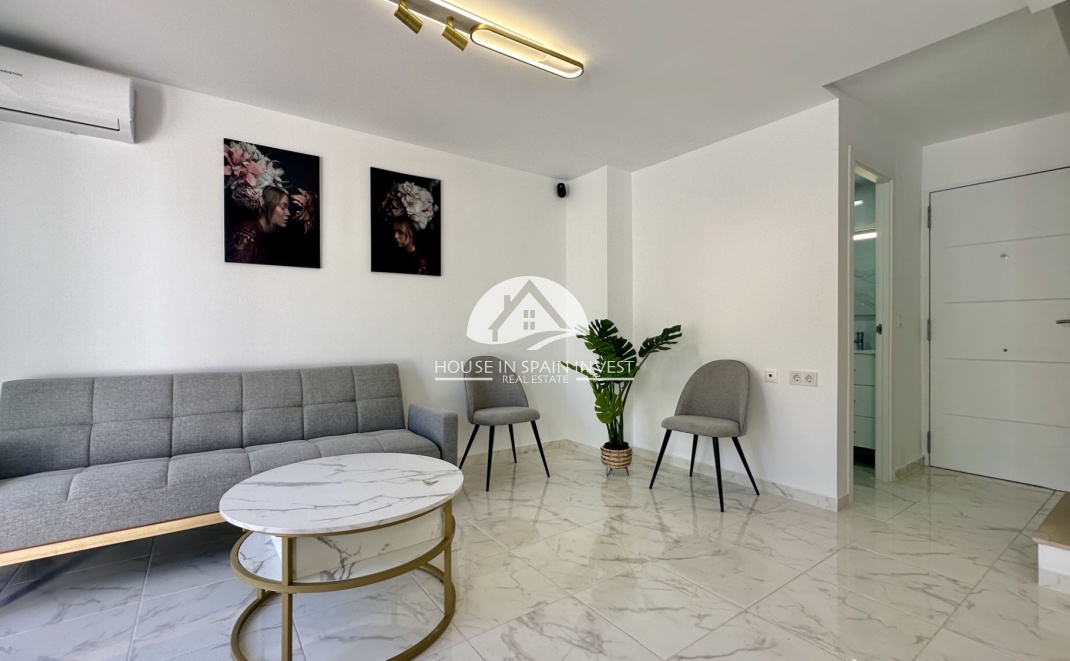 Resale - Townhouse - Torrevieja - Los Balcones  