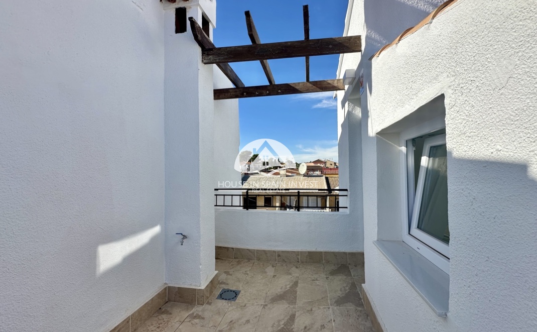Resale - Townhouse - Torrevieja - Los Balcones  