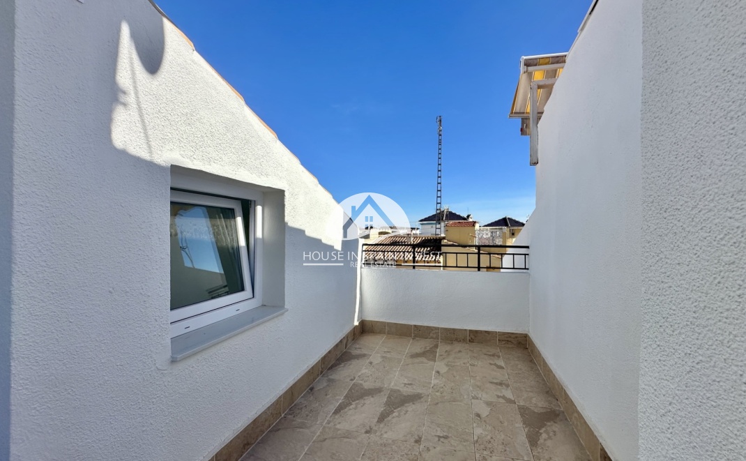 Resale - Townhouse - Torrevieja - Los Balcones  