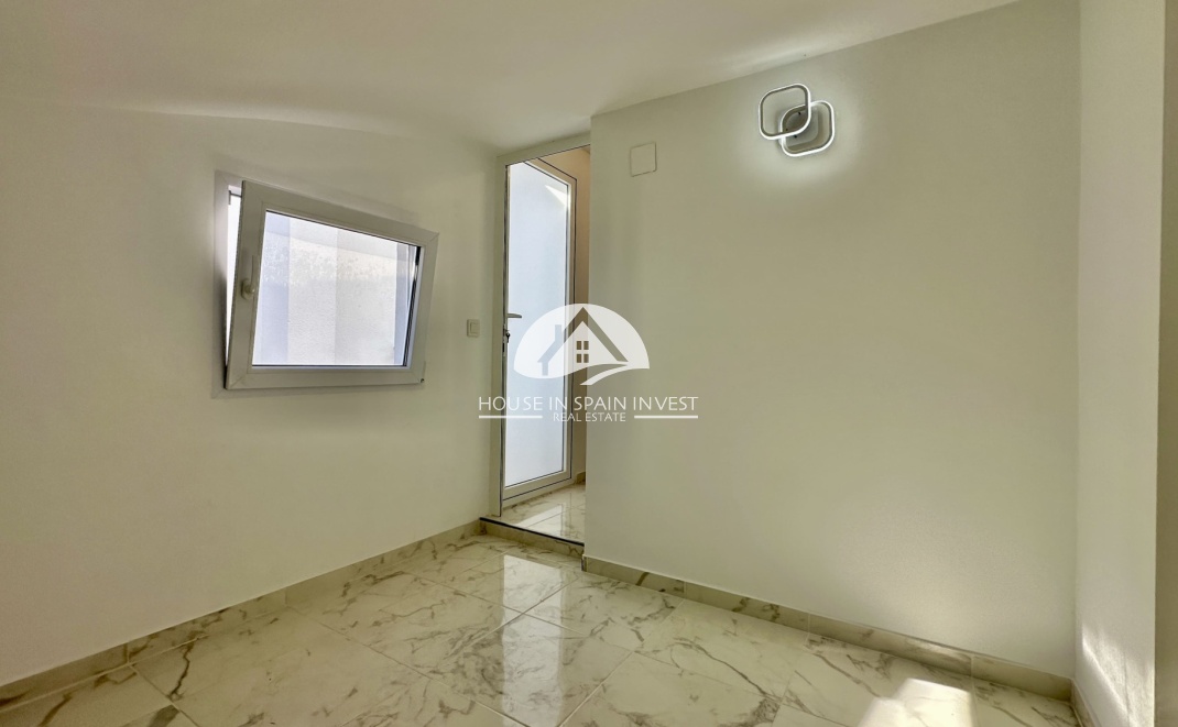 Resale - Townhouse - Torrevieja - Los Balcones  