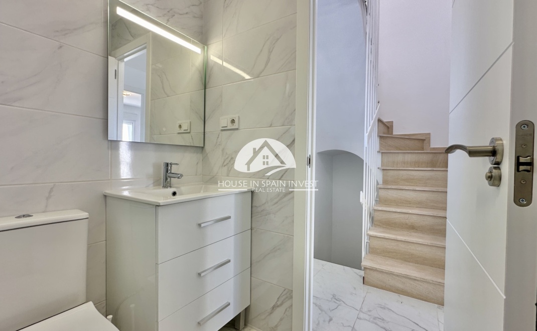 Resale - Townhouse - Torrevieja - Los Balcones  