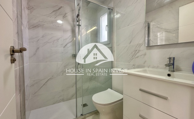 Resale - Townhouse - Torrevieja - Los Balcones  