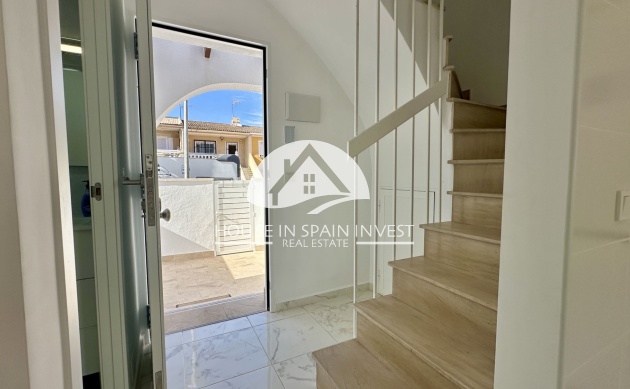 Resale - Townhouse - Torrevieja - Los Balcones  