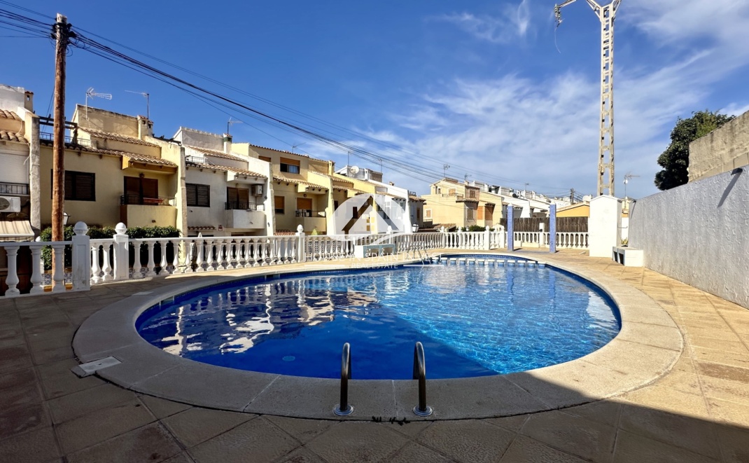 Resale - Townhouse - Torrevieja - Los Balcones  