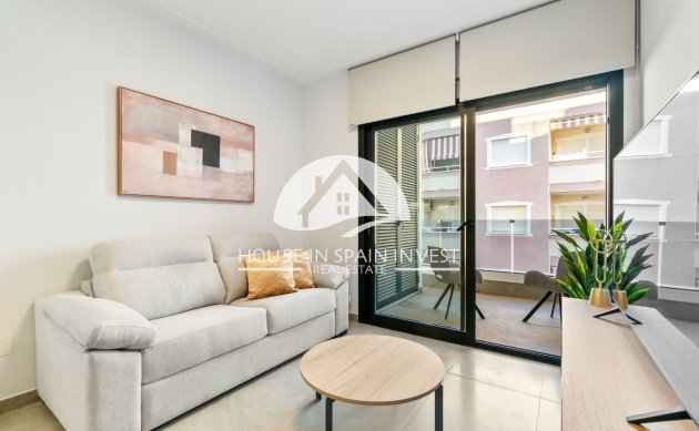 Resale - Apartment  - Torrevieja - Playa del Cura