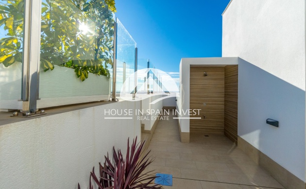 Resale - Apartment  - Torrevieja - Playa del Cura