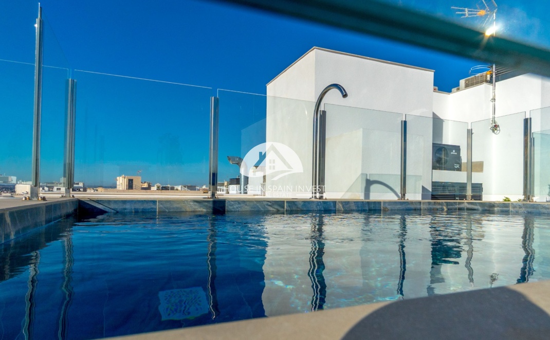 Resale - Apartment  - Torrevieja - Playa del Cura