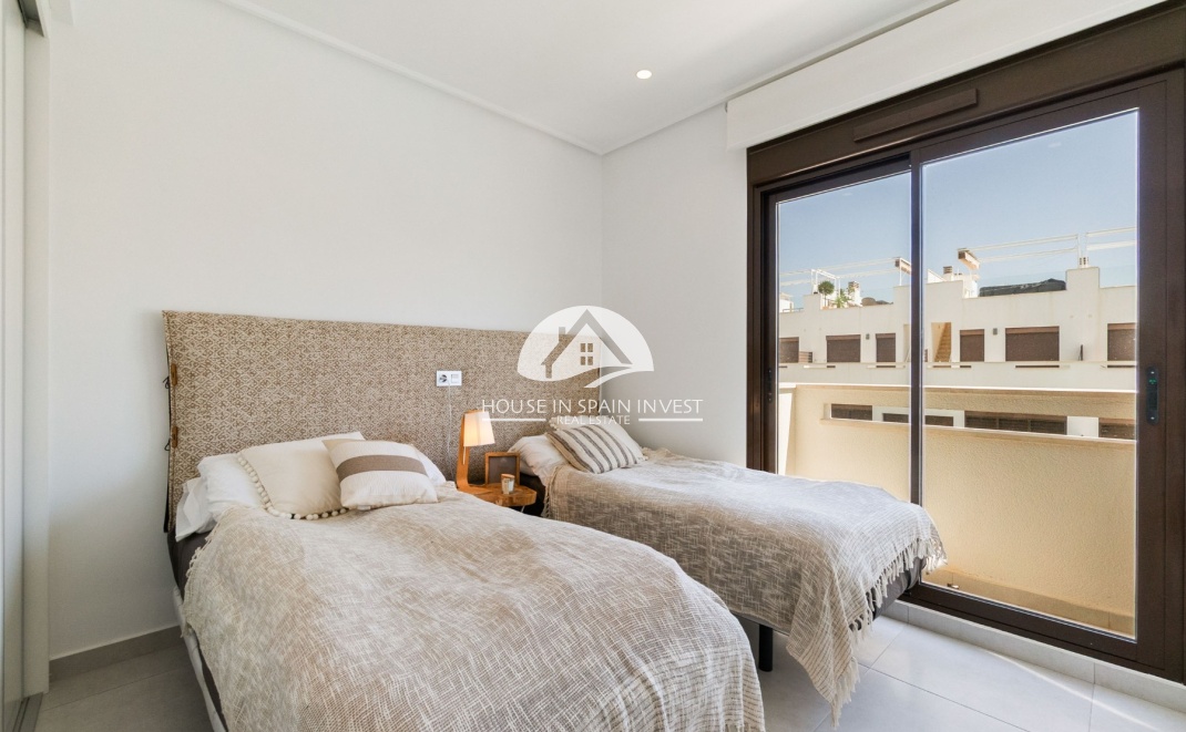 Herverkoop - Rijwoning - Torrevieja