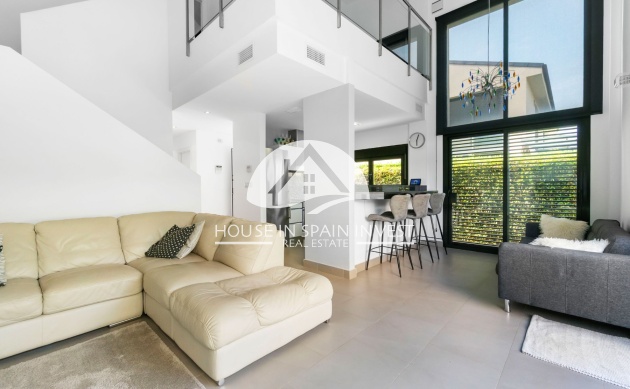 Herverkoop - Villa - Orihuela Costa - Villamartín