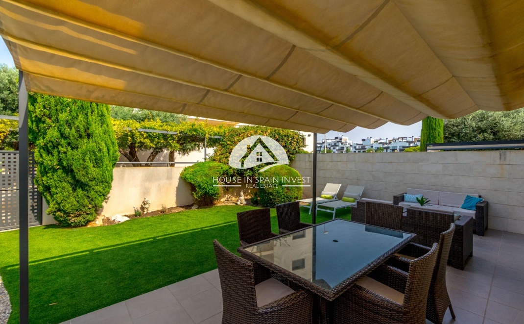 Herverkoop - Villa - Orihuela Costa - Villamartín