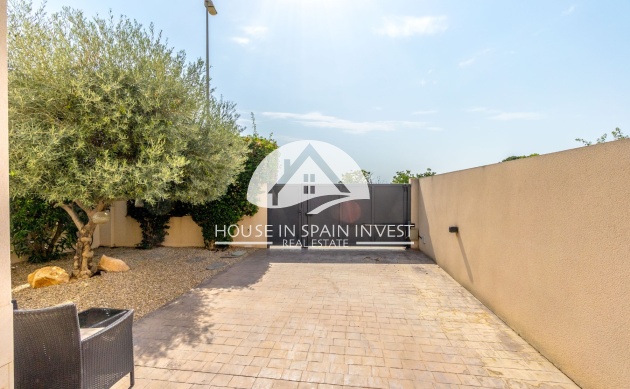 Herverkoop - Villa - Orihuela Costa - Villamartín