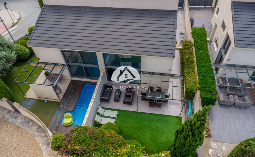 Herverkoop - Villa - Orihuela Costa - Villamartín