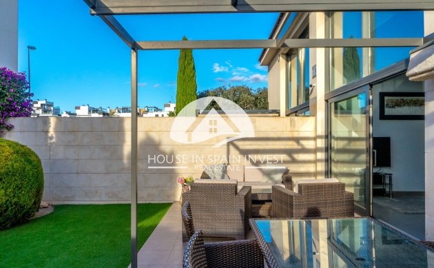 Herverkoop - Villa - Orihuela Costa - Villamartín