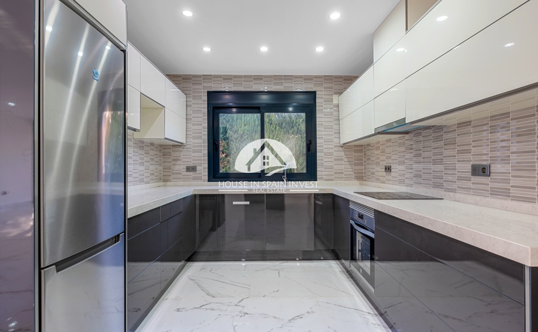 Herverkoop - Villa - Orihuela Costa - Lomas de Campoamor