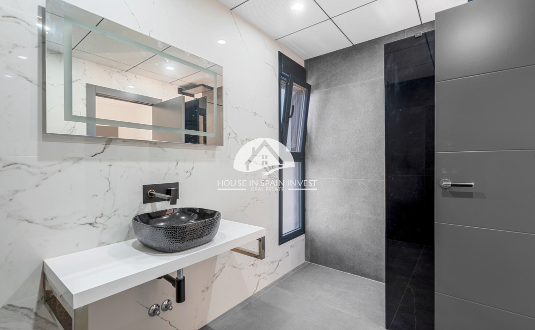 Herverkoop - Villa - Orihuela Costa - Lomas de Campoamor