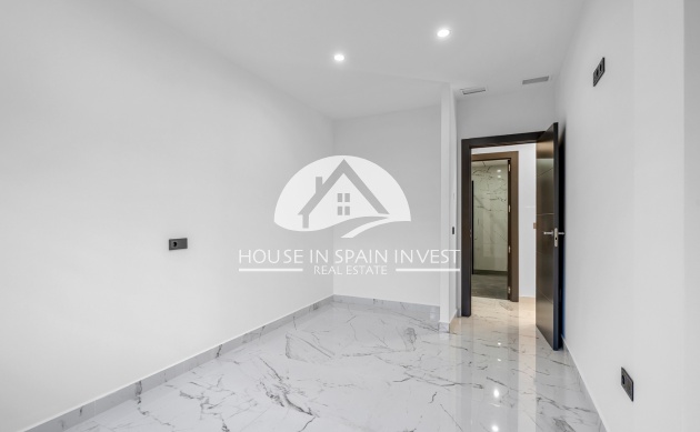 Herverkoop - Villa - Orihuela Costa - Lomas de Campoamor