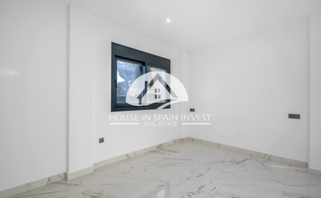 Herverkoop - Villa - Orihuela Costa - Lomas de Campoamor