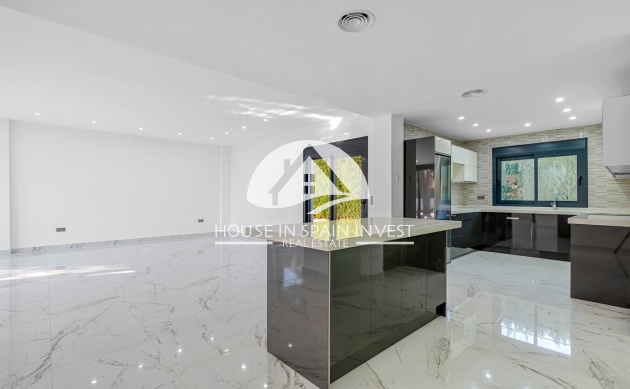 Herverkoop - Villa - Orihuela Costa - Lomas de Campoamor