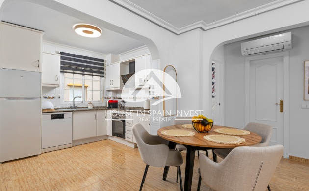 Resale - Apartment  - Orihuela Costa - Lomas De Cabo Roig