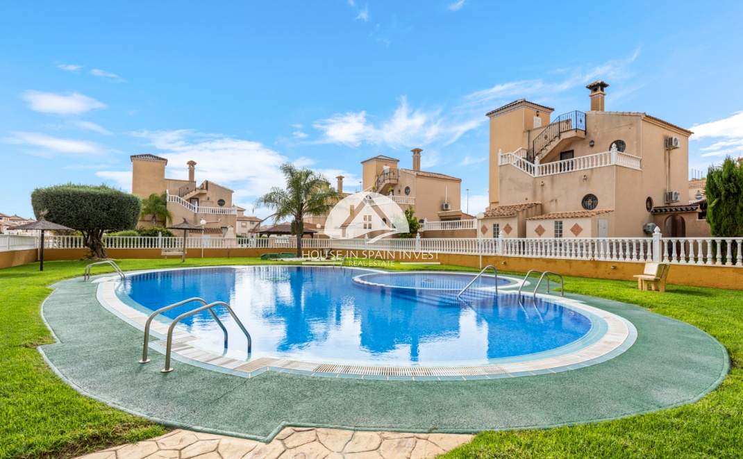 Resale - Apartment  - Orihuela Costa - Lomas De Cabo Roig