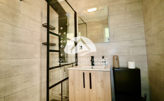 Herverkoop - Rijwoning - Torrevieja - Torreta - El Salado