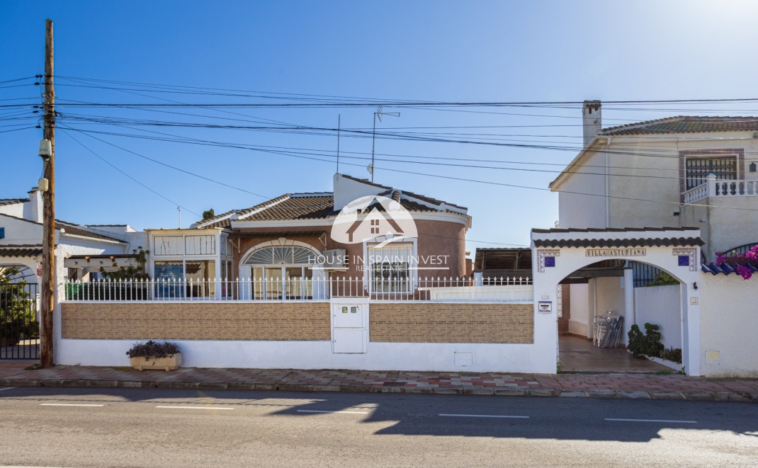 Resale - Villa - Torrevieja - La Siesta - El Chaparral - San Luis