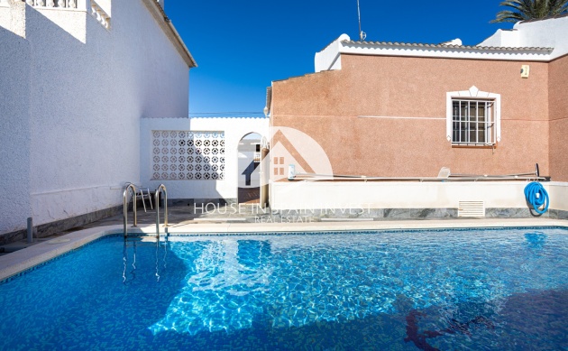 Resale - Villa - Torrevieja - La Siesta - El Chaparral - San Luis