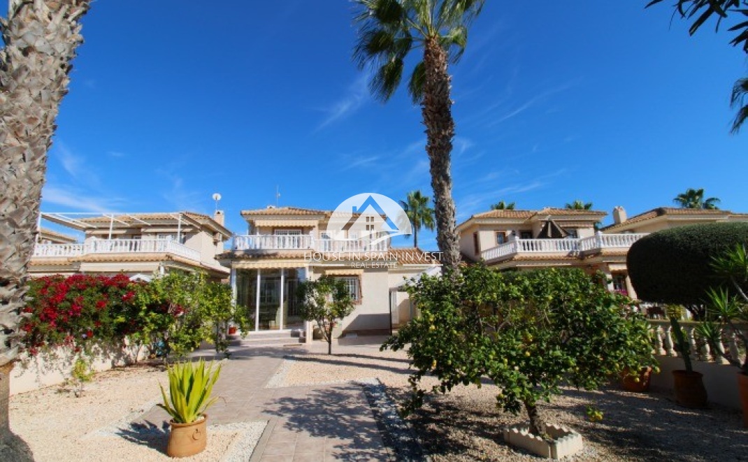 Reventa - Chalet - Orihuela Costa - Villamartín