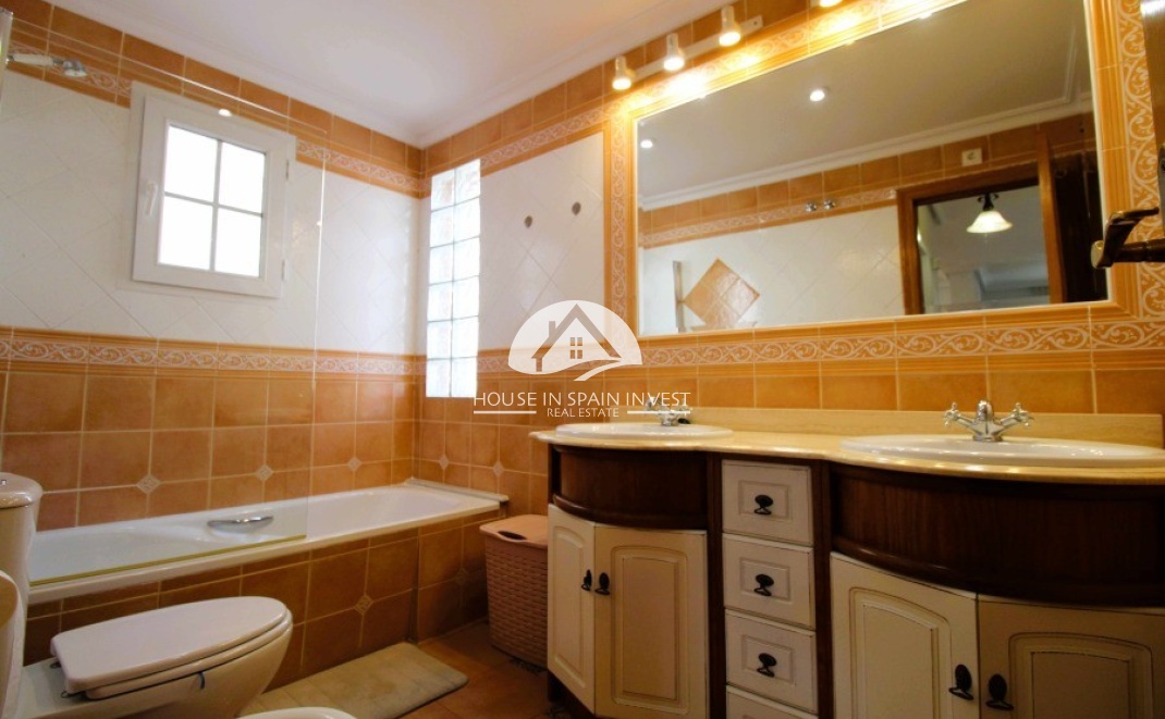 Reventa - Chalet - Orihuela Costa - Villamartín