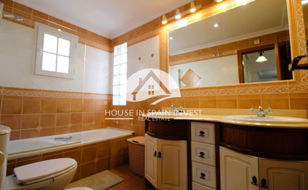 Reventa - Chalet - Orihuela Costa - Villamartín