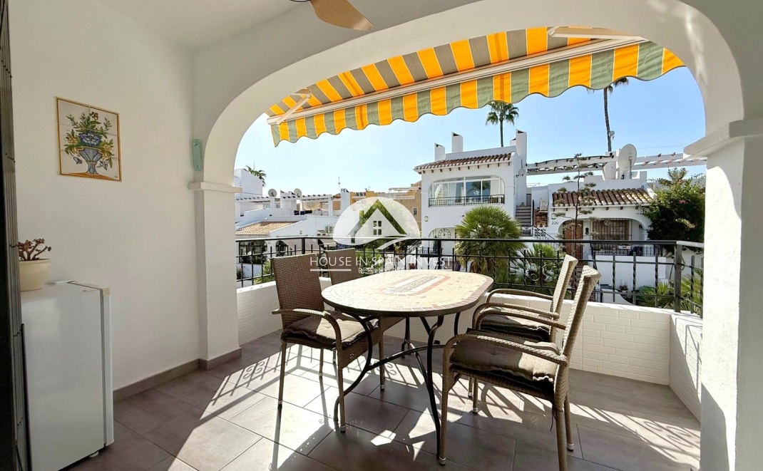 Herverkoop - Villa - Orihuela Costa - Villamartín